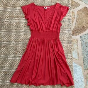 ℝ𝕠𝕩𝕪 𝕣𝕖𝕕 𝕕𝕣𝕖𝕤𝕤